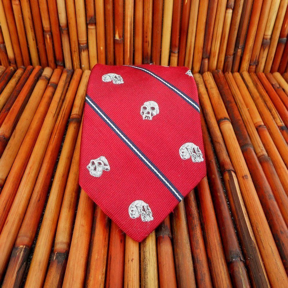 VINTAGE ANATOMICAL Skeleton Heads & Stripes Red Tie for Dr. Leakey Kenya Museum
